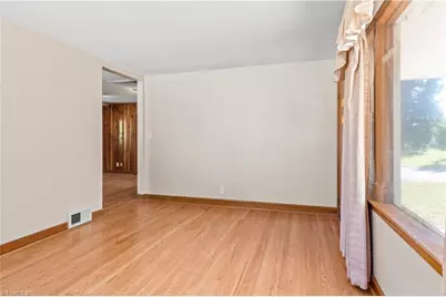 1409 Irving Street, Winston-Salem, NC 27103 - Photo 8