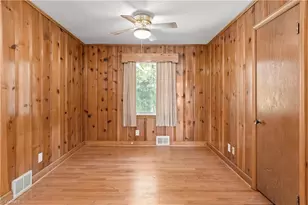 1409 Irving St, Winston-Salem, NC 27103 - Photo 10