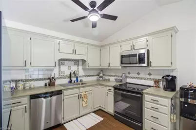 24 Collwood Court, Greensboro, NC 27409 - Photo 14