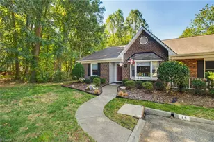 24 Collwood Ct, Greensboro, NC 27409 - Photo 2