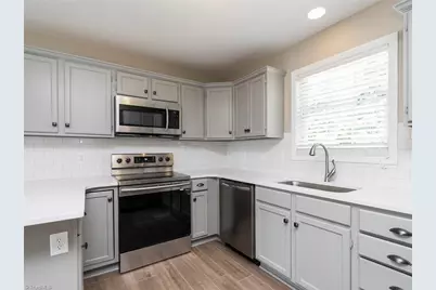 8008 Daltonshire Drive, Oak Ridge, NC 27310 - Photo 12