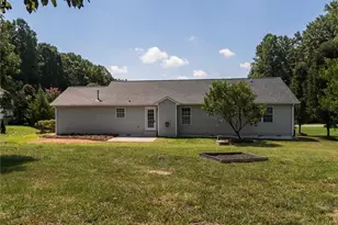 8008 Daltonshire Dr, Oak Ridge, NC 27310 - Photo 32