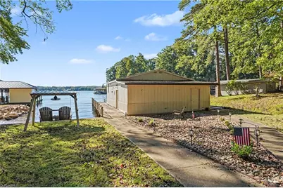 1041 Emerald Shores, Mount Gilead, NC 27306 - Photo 38
