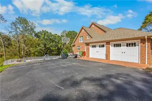 288 Toms Creek Bluff Ln, Pilot Mountain, NC 27041 - Photo 36