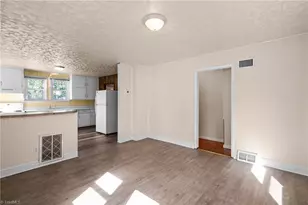 603 Efird St, Winston-Salem, NC 27105 - Photo 6