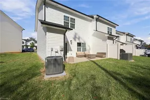 616 Pompano Dr, Greensboro, NC 27410 - Photo 22