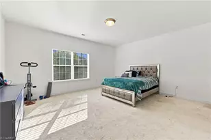 616 Pompano Dr, Greensboro, NC 27410 - Photo 12
