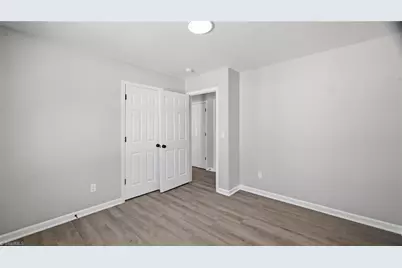 702 Shirley Lane, Greensboro, NC 27401 - Photo 14