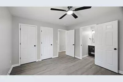 702 Shirley Lane, Greensboro, NC 27401 - Photo 12