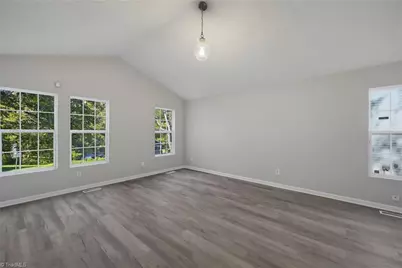 641 Glenbrook Drive, Winston-Salem, NC 27101 - Photo 12