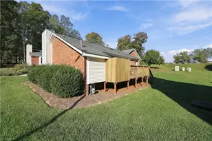 2019 Saddlegate Ct, Greensboro, NC 27407 - Photo 20