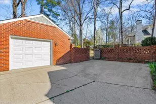 2202 Marston Rd, Greensboro, NC 27408 - Photo 46