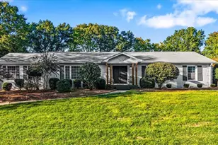 1222 Westminster Dr, High Point, NC 27262 - Photo 2