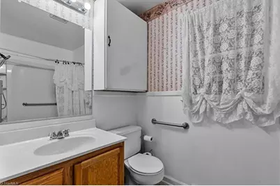 1505 Woodbriar Avenue, Greensboro, NC 27405 - Photo 24
