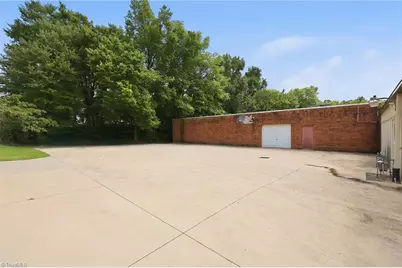 206 Villa Avenue, High Point, NC 27260 - Photo 10