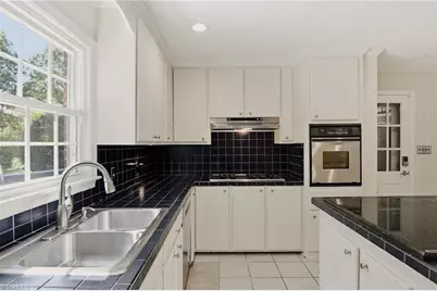 3810 Northriding Road, Winston-Salem, NC 27104 - Photo 8
