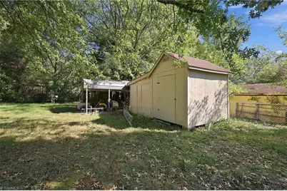 3215 Meadow Lane, Winston-Salem, NC 27107 - Photo 26