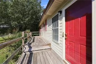 3215 Meadow Ln, Winston-Salem, NC 27107 - Photo 24