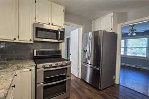 159 Lawndale Dr, Winston-Salem, NC 27104 - Photo 2