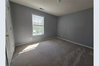 7208 McConnell Drive, Kernersville, NC 27284 - Photo 4