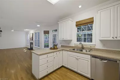 5517 Clydebank Road, Greensboro, NC 27455 - Photo 14