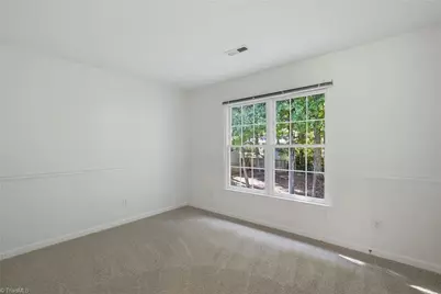 5517 Clydebank Road, Greensboro, NC 27455 - Photo 22
