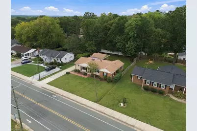 517 Pine Street, Graham, NC 27253 - Photo 6