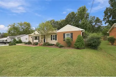 517 Pine Street, Graham, NC 27253 - Photo 2