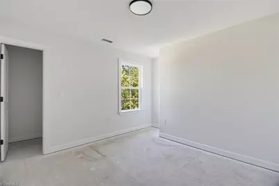 811 W Swannanoa Avenue, Liberty, NC 27298 - Photo 20