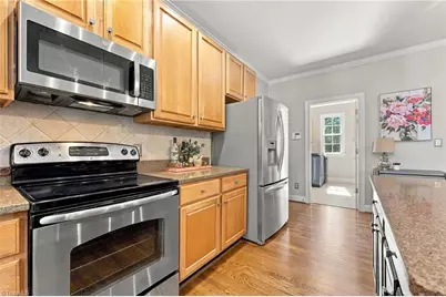 706 Chestnut Hill Court, Greensboro, NC 27455 - Photo 14