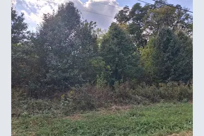 200 Oakland Avenue, Eden, NC 27288 - Photo 2