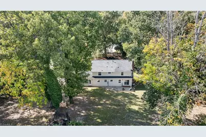 802 Kingston Drive, High Point, NC 27262 - Photo 10