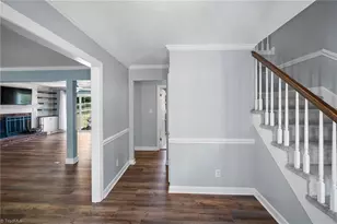 802 Kingston Dr, High Point, NC 27262 - Photo 14