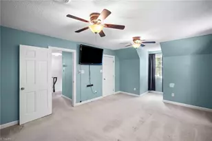 802 Kingston Dr, High Point, NC 27262 - Photo 32