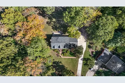 802 Kingston Drive, High Point, NC 27262 - Photo 6