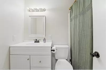 205 Fairway Drive, Eden, NC 27288 - Photo 34