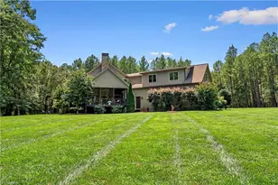 1915 Wheeler Bridge Rd, Burlington, NC 27215 - Photo 6