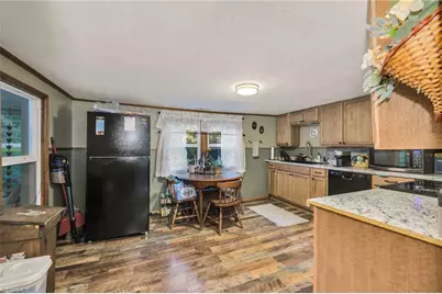9472 N Old Nc Highway 16, Millers Creek, NC 28651 - Photo 10