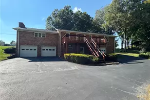 5721 Nylon Dr, Winston-Salem, NC 27105 - Photo 6