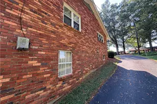 5721 Nylon Dr, Winston-Salem, NC 27105 - Photo 14