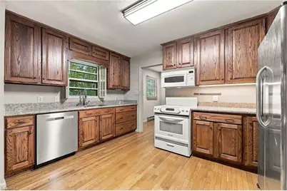 5704 Kings Court, Pleasant Garden, NC 27313 - Photo 8