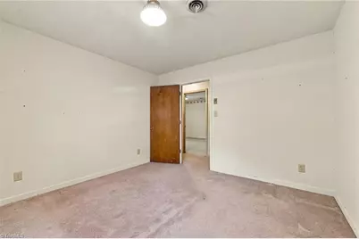 5704 Kings Court, Pleasant Garden, NC 27313 - Photo 30