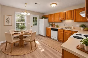 2564 Ambassador Ct, High Point, NC 27265 - Photo 4