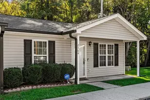 2564 Ambassador Ct, High Point, NC 27265 - Photo 2