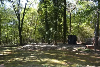 208 Hillcrest Drive, Madison, NC 27025 - Photo 10