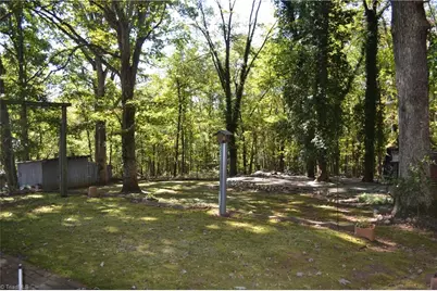 208 Hillcrest Drive, Madison, NC 27025 - Photo 12