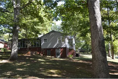 208 Hillcrest Drive, Madison, NC 27025 - Photo 6