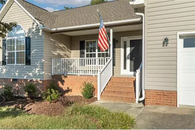125 Cloverfield Court, Winston-Salem, NC 27127 - Photo 2