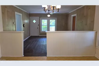 1812 W Lexington Avenue, High Point, NC 27262 - Photo 4