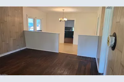 1812 W Lexington Avenue, High Point, NC 27262 - Photo 2